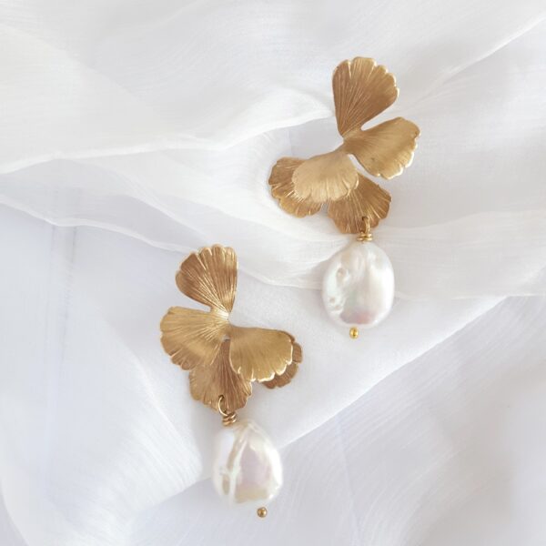 maison-sabben-bridal-earring-gold-minimal-univers-pearl-1